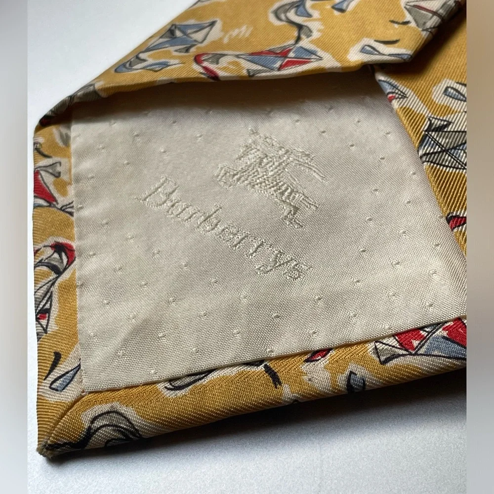 Burberry Vintage Yellow Silk Kite Tie